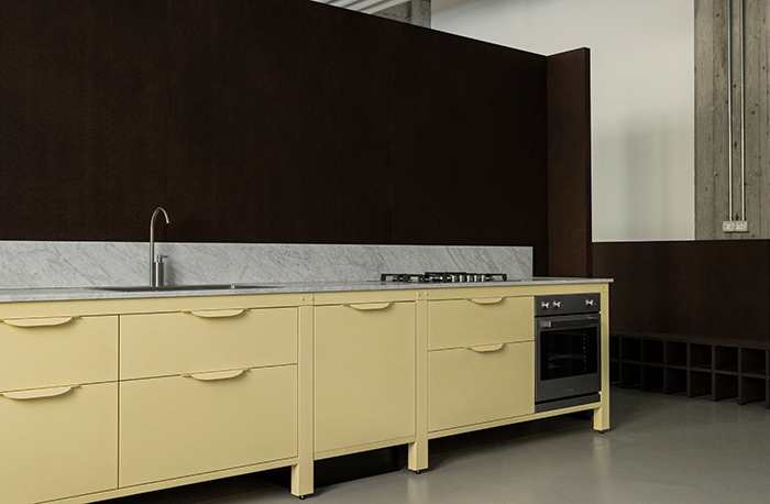 Very Simple Kitchen Milan Showroom